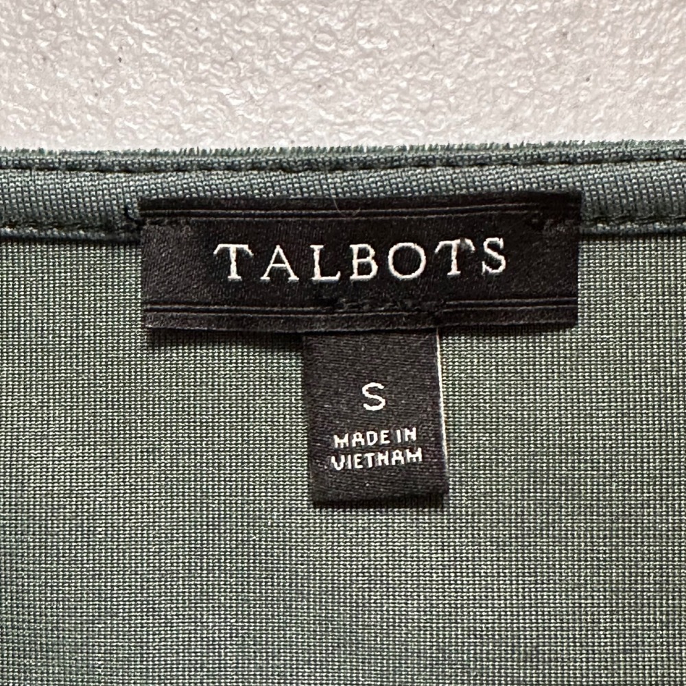 Talbots Forest Green Velour Velvet 3/4 Bell Sleeve Rhinestone Button Top Sz S‎ - Picture 3 of 6